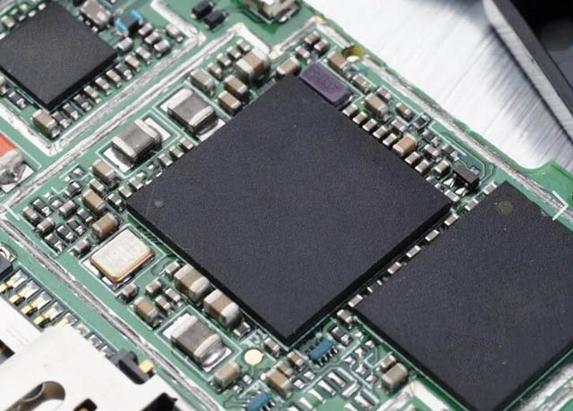 供應(yīng)【Infineon】無線連接：供應(yīng)藍(lán)牙 5.0 模塊、Wi-Fi 4 SoC、AIROC 汽車無線組合芯片